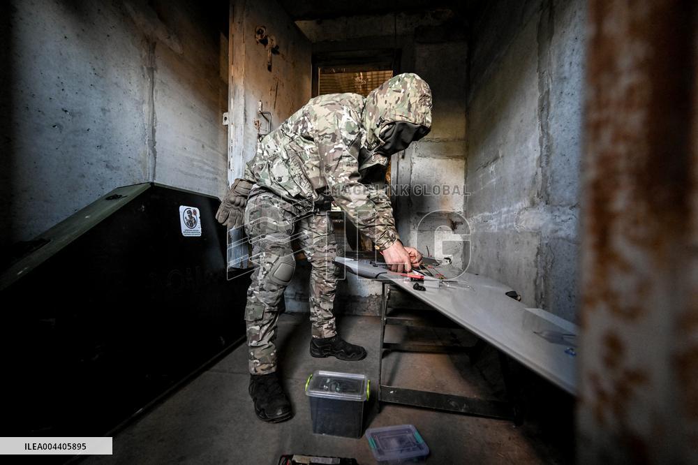 Ukrainian UAV pilots operate Domakha reconnaissance drone in Donetsk region