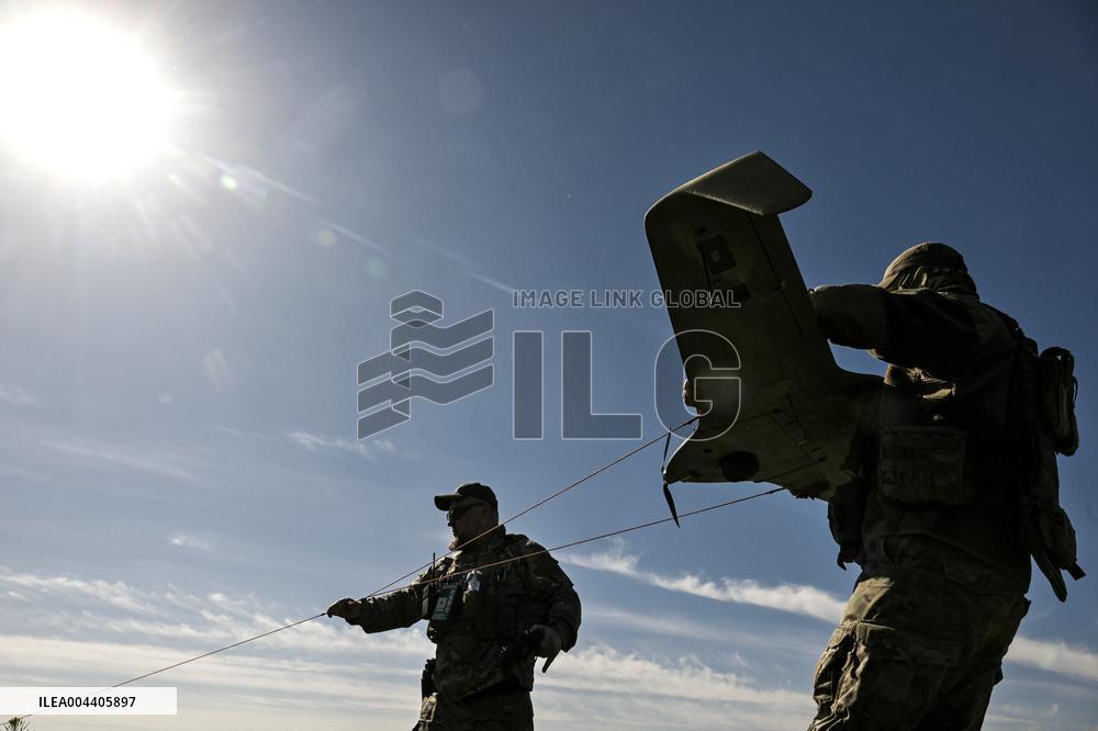 Ukrainian UAV pilots operate Domakha reconnaissance drone in Donetsk region
