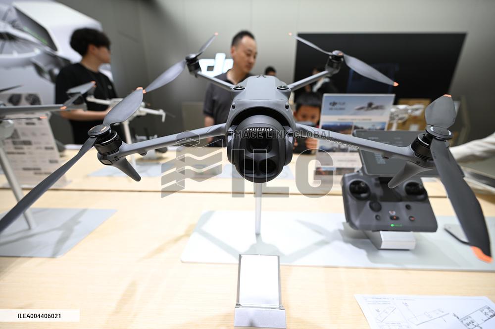 DJI Mavic 4 Pro Drone