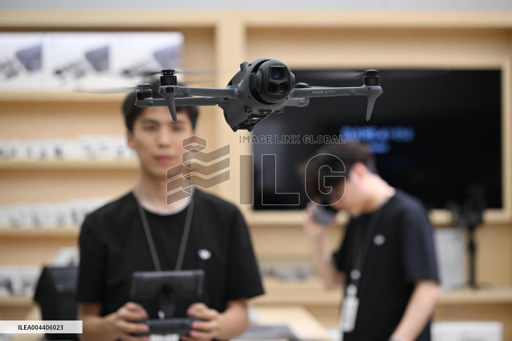 DJI Mavic 4 Pro Drone