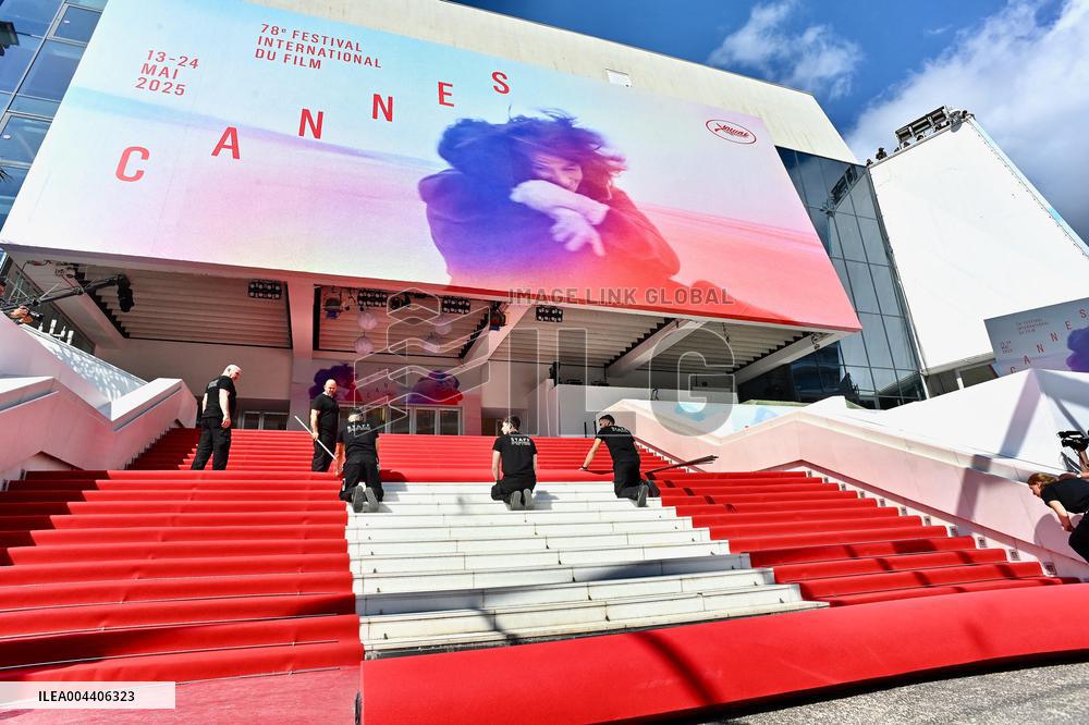 Cannes - Red Carpet Roll Out