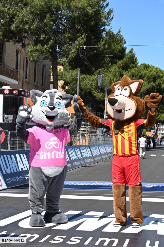 CICLISMO - Giro d'Italia - Stage 4 - Alberobello-Lecce