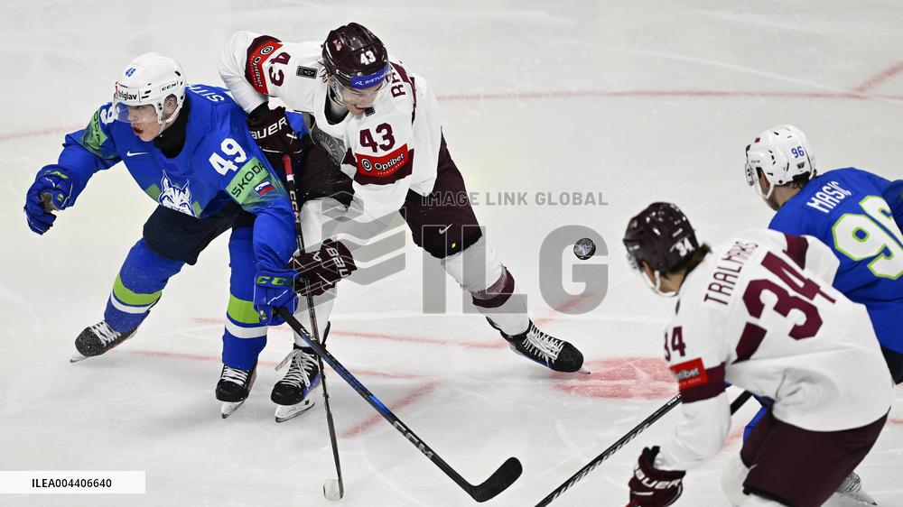 ICE HOCKEY WC SLOVENIA-LATVIA