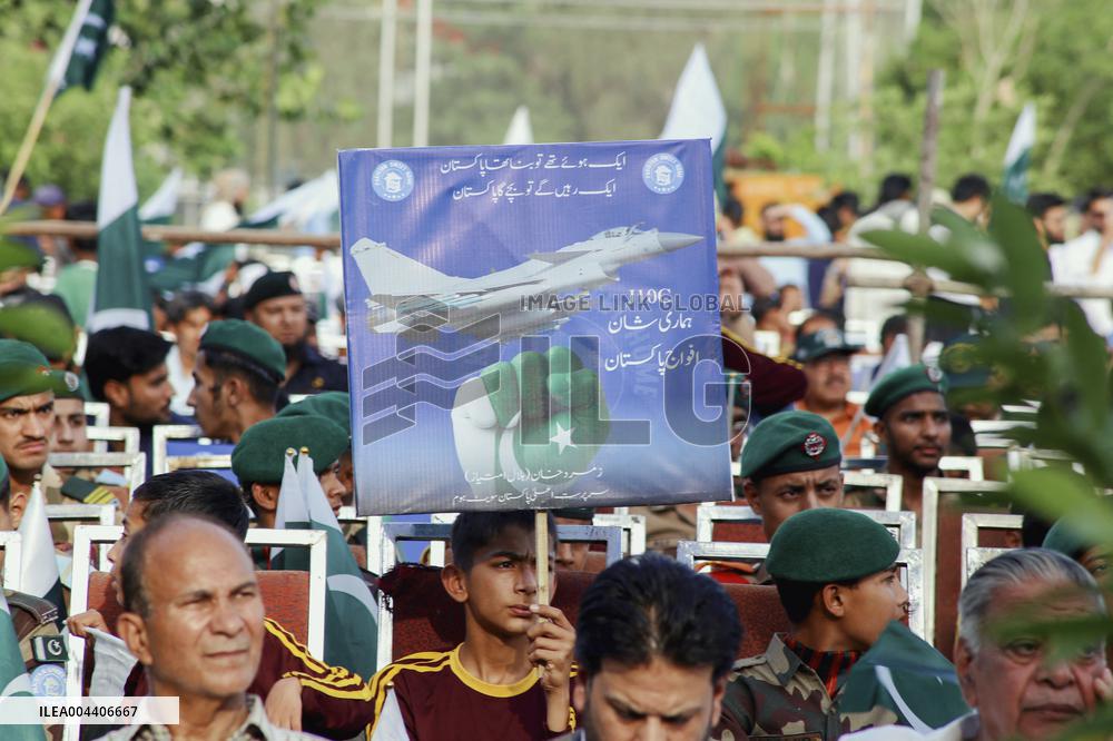 Citizens Join Gratitude Celebration - Pakistan