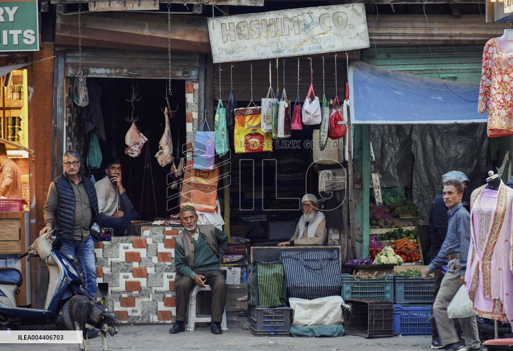 Truce Brings Calm to Kashmir - India