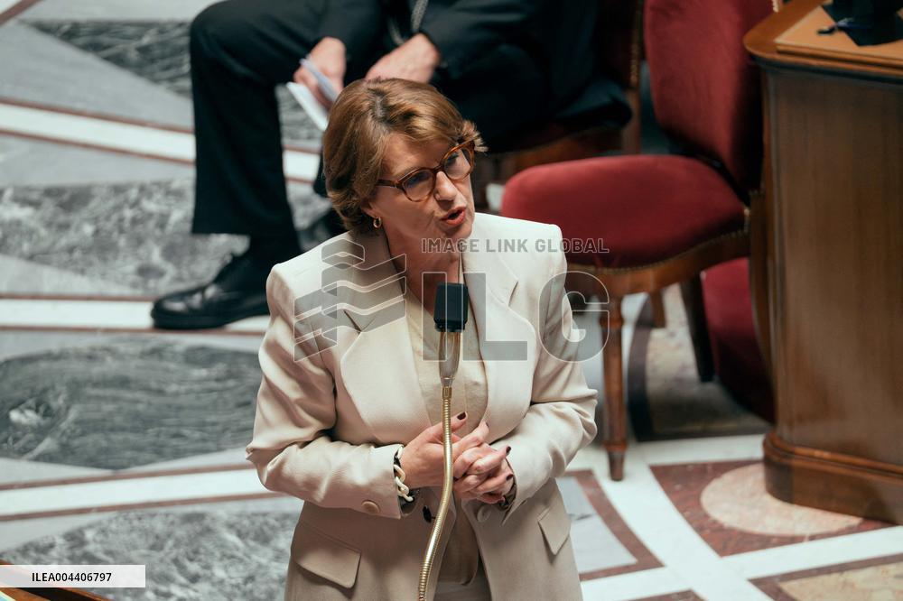 Questions to the government at the National Assembly - Paris AJ