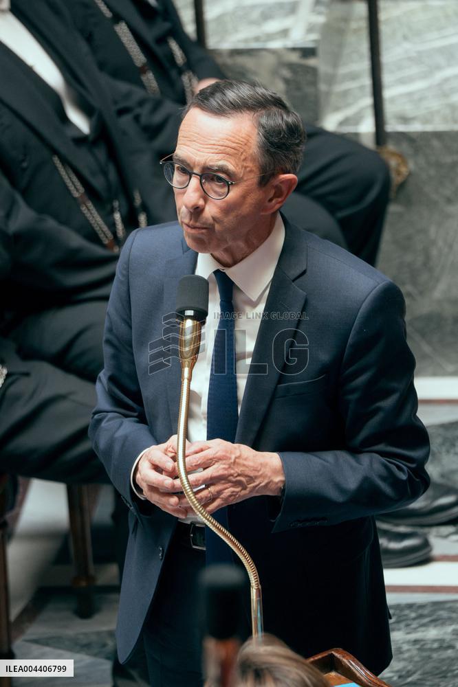 Questions to the government at the National Assembly - Paris AJ