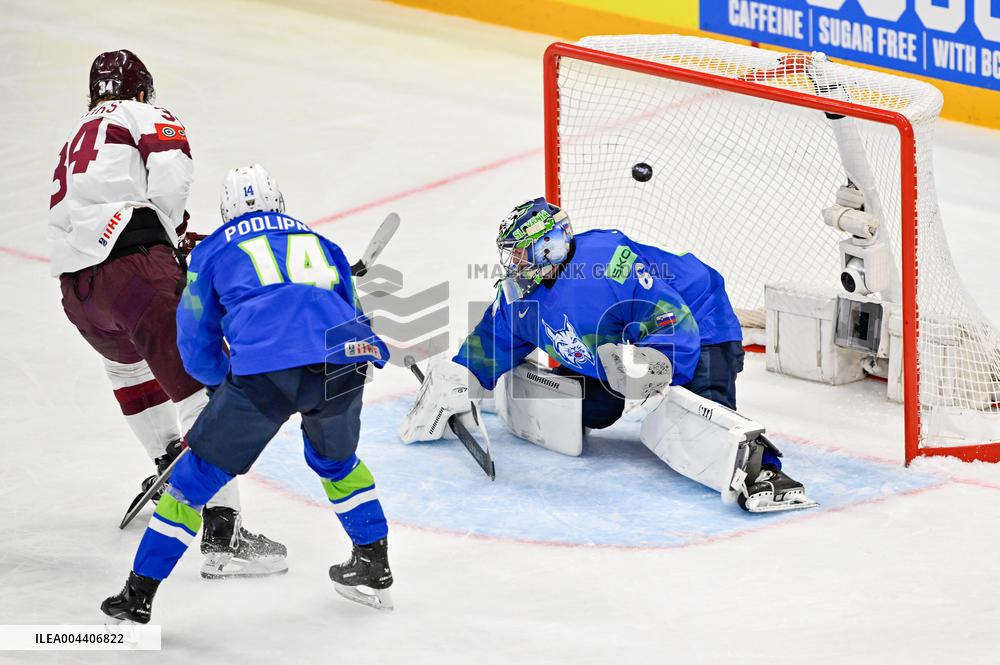 ICE HOCKEY WC SLOVENIA-LATVIA