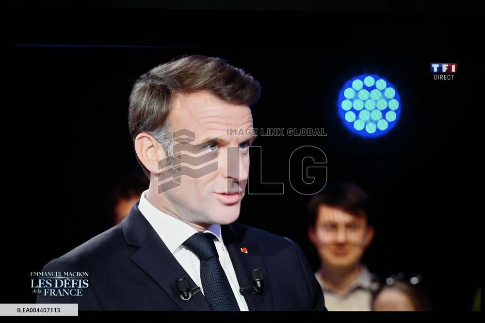 President Macron Speaks On French Television - Paris