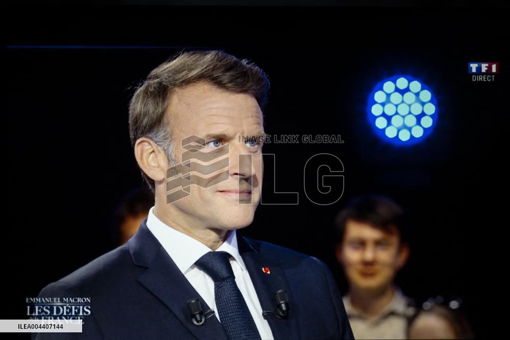 Emmanuel Macron interview - Paris EB