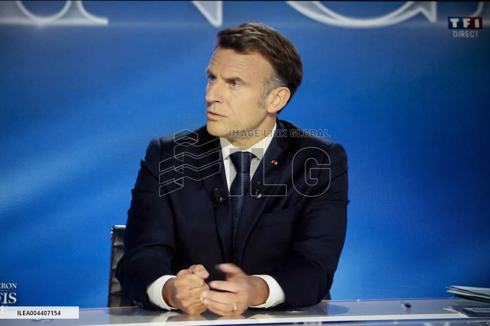 Emmanuel Macron interview - Paris EB