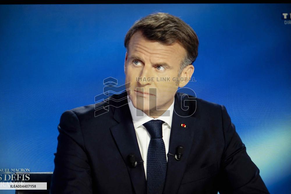 Emmanuel Macron interview - Paris EB