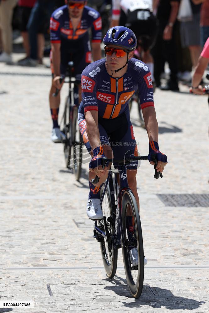 CICLISMO - Giro d'Italia - Stage 4 - Alberobello-Lecce