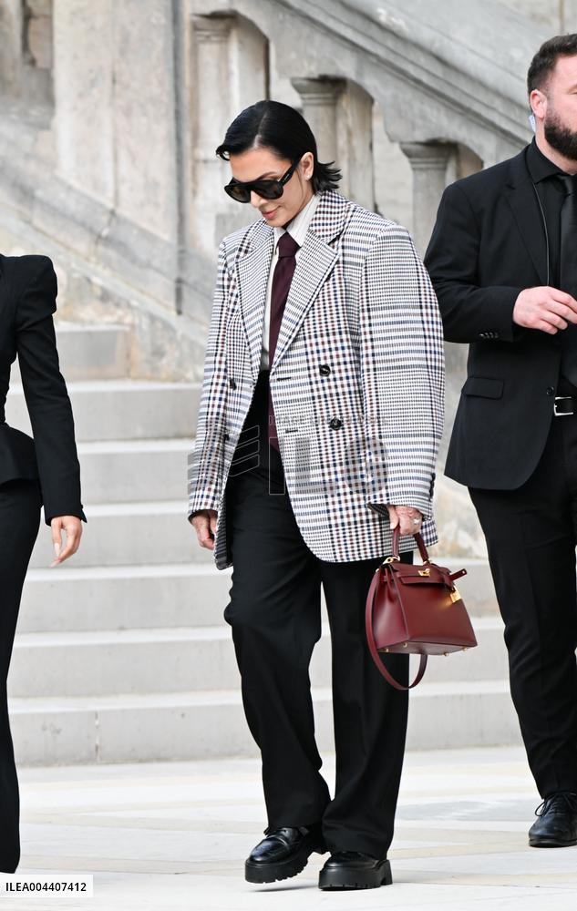 Kim Kardashian Leaves The Court - Paris