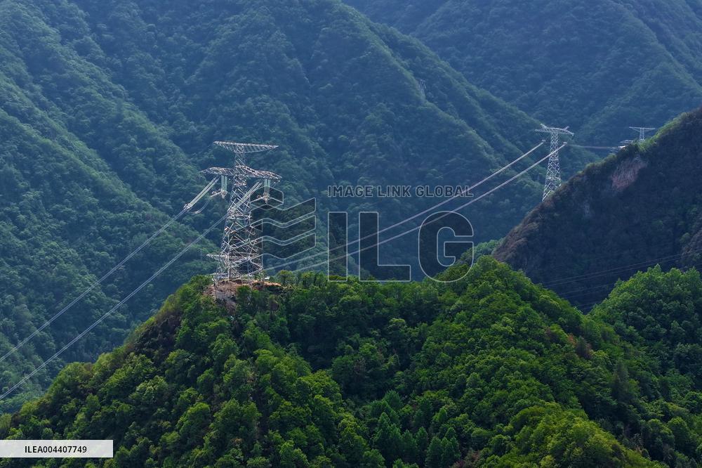 Green Energy Crosses Qinling Mountains in Hanzhong