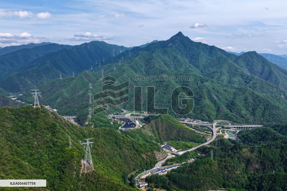 Green Energy Crosses Qinling Mountains in Hanzhong