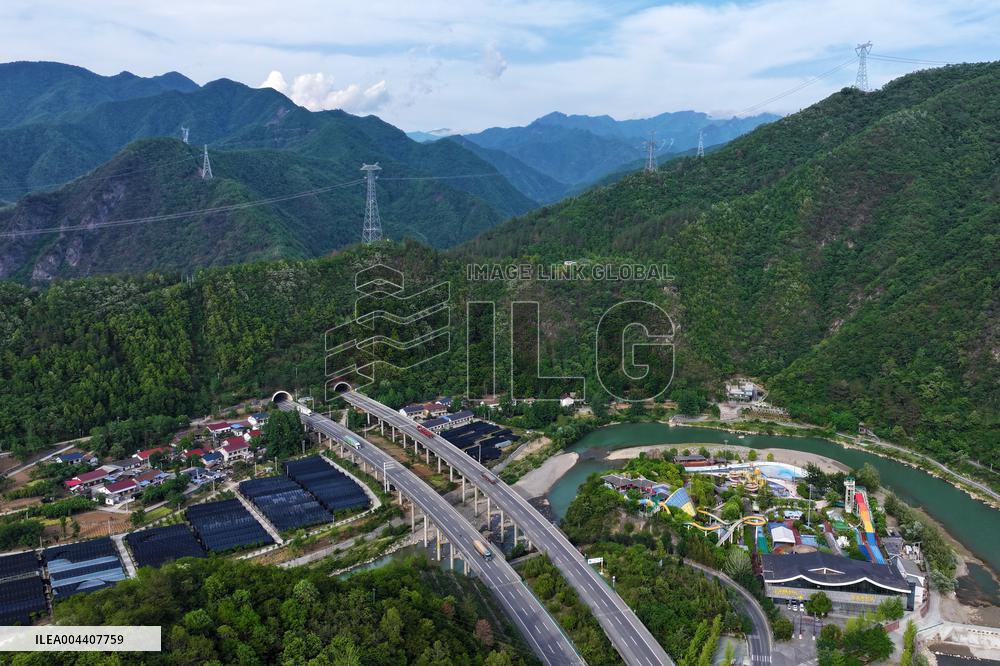 Green Energy Crosses Qinling Mountains in Hanzhong