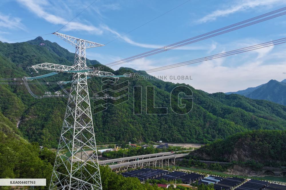 Green Energy Crosses Qinling Mountains in Hanzhong
