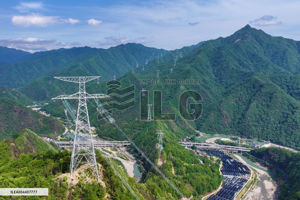 Green Energy Crosses Qinling Mountains in Hanzhong