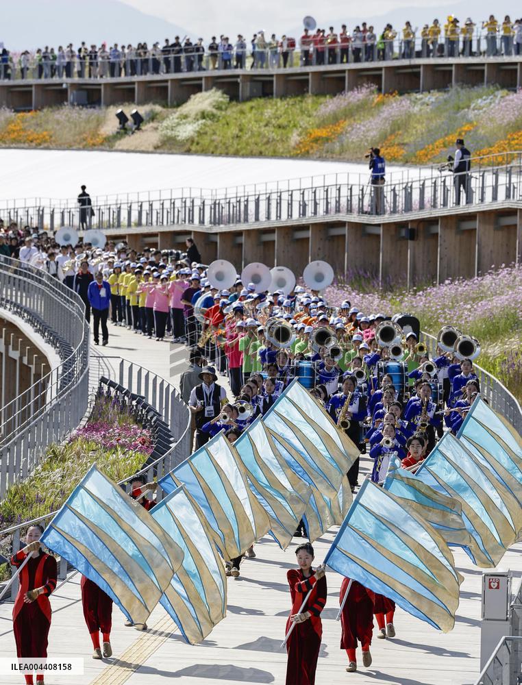World's largest marching band at Osaka expo