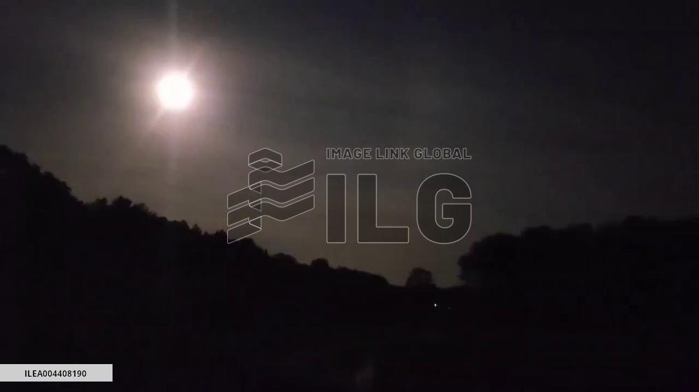 US: Spectacular May’s Flower Moon Lights Up Skies 2