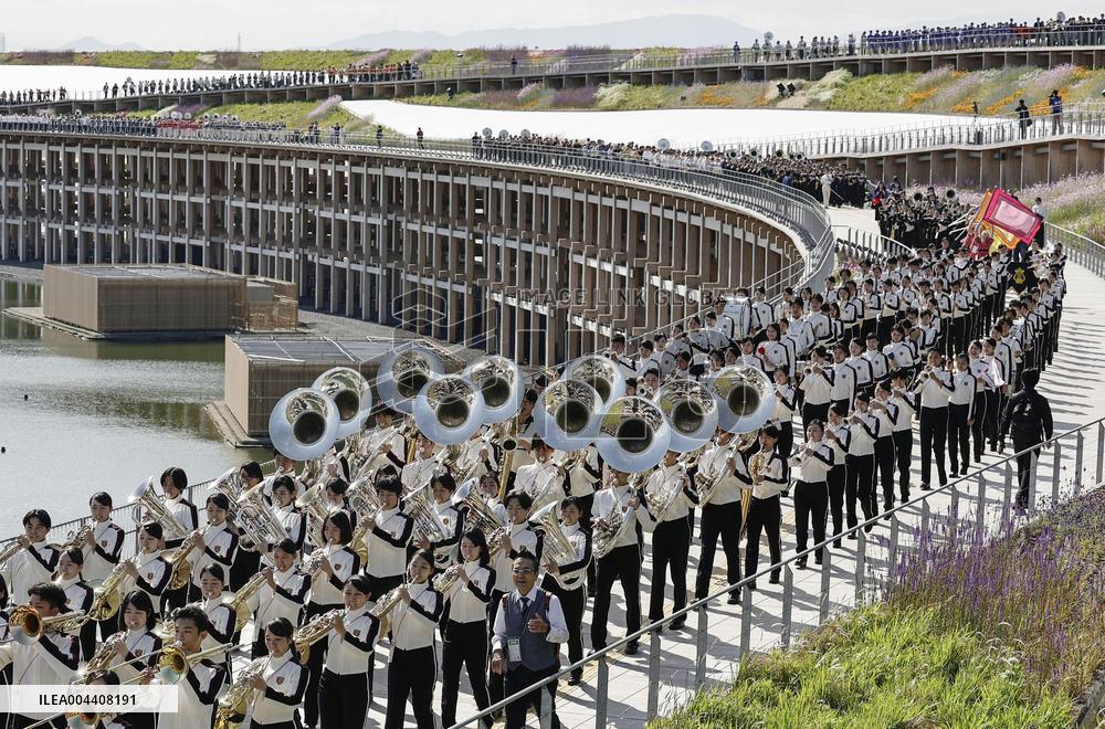 World's largest marching band at Osaka expo