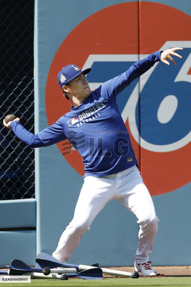 Baseball:Yoshinobu Yamamoto