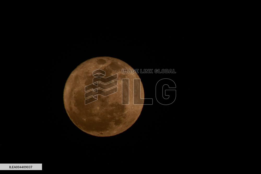 The Full Moon Flower Moon Seen Over Mexico City