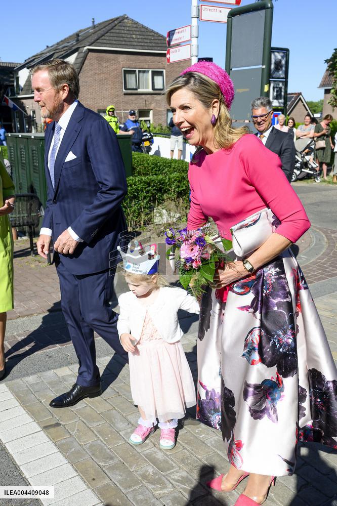 Royal Couple Visits Lopikerwaard and Vijfheerenlanden - Netherlands