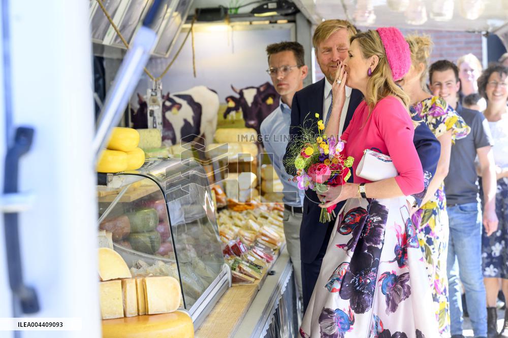 Royal Couple Visits Lopikerwaard and Vijfheerenlanden - Netherlands