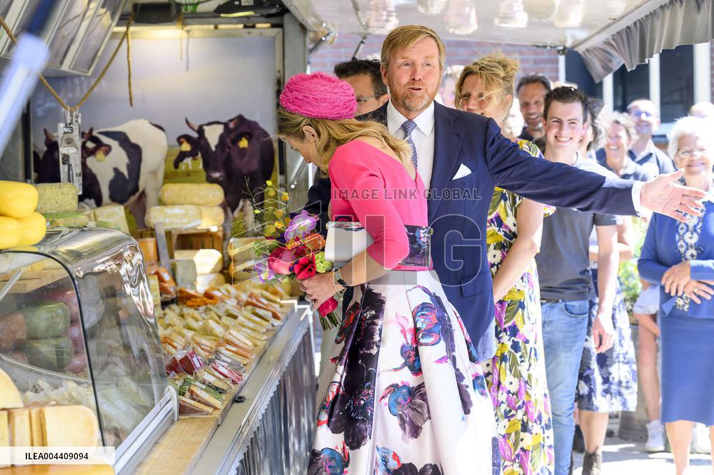 Royal Couple Visits Lopikerwaard and Vijfheerenlanden - Netherlands