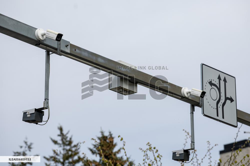 Number plate recognition cameras