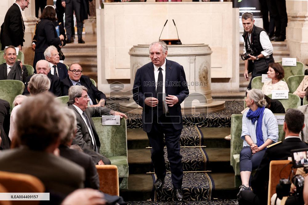 Francois Bayrou at 30th anniversary of the programme " La main a la pate " - Paris