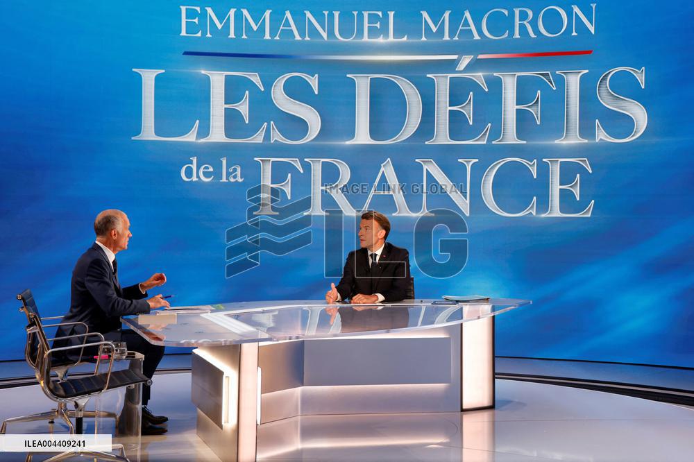 Emmanuel Macron on a special program of TF1 - Saint Denis