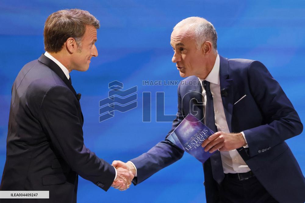 Emmanuel Macron on a special program of TF1 - Saint Denis