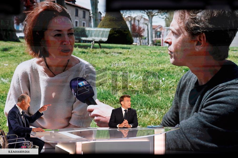 Emmanuel Macron on a special program of TF1 - Saint Denis