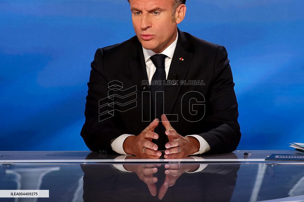 Emmanuel Macron on a special program of TF1 - Saint Denis