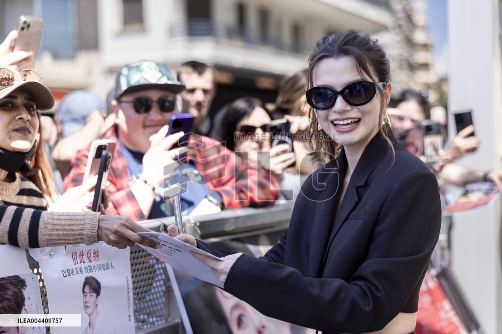 Cannes Patricia Rebecca Armstrong Becky is going out Hotel Martinez MP