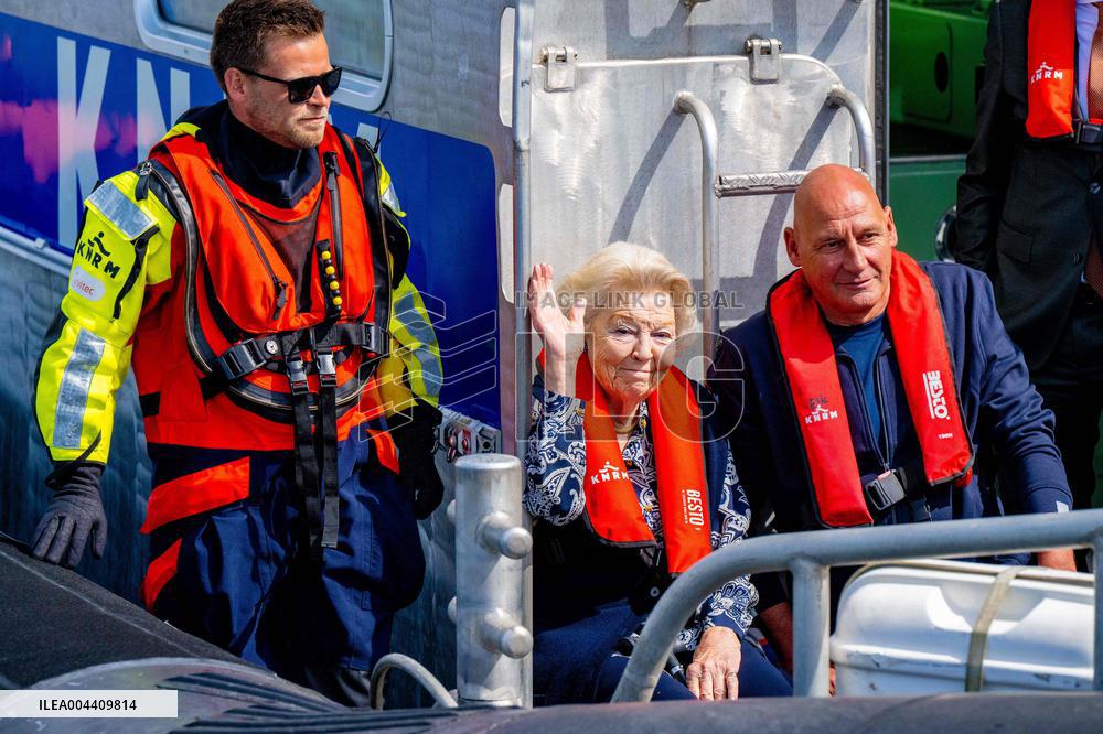 Princess Beatrixs Visit to Sea Rescue Society - Stellendam