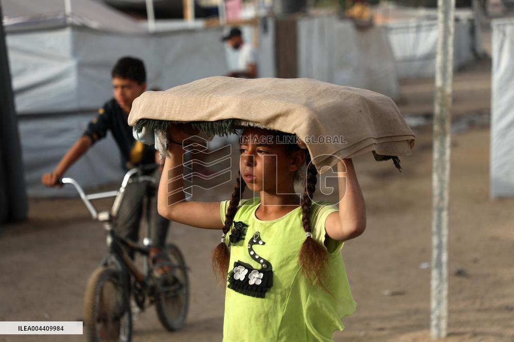Displaced Palestinian Children - Gaza