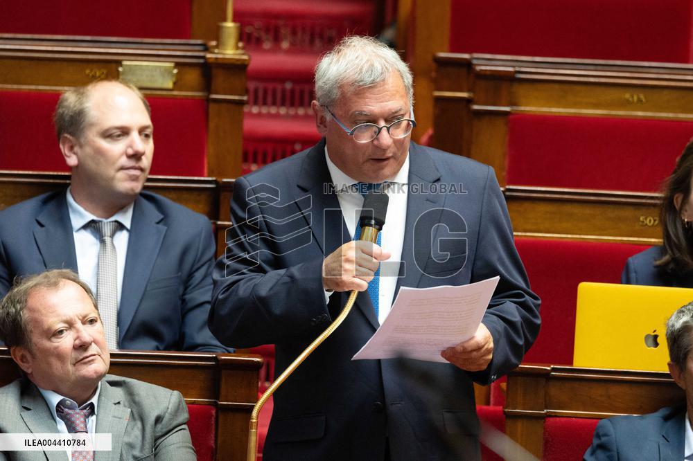 Questions to the government at the National Assembly - Paris RL