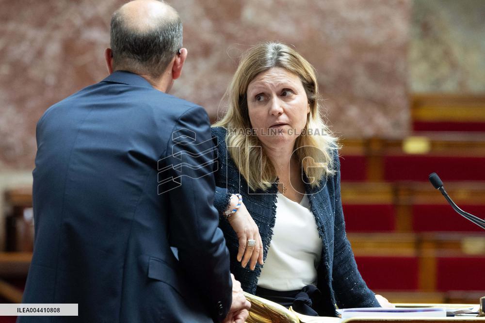 Questions to the government at the National Assembly - Paris RL