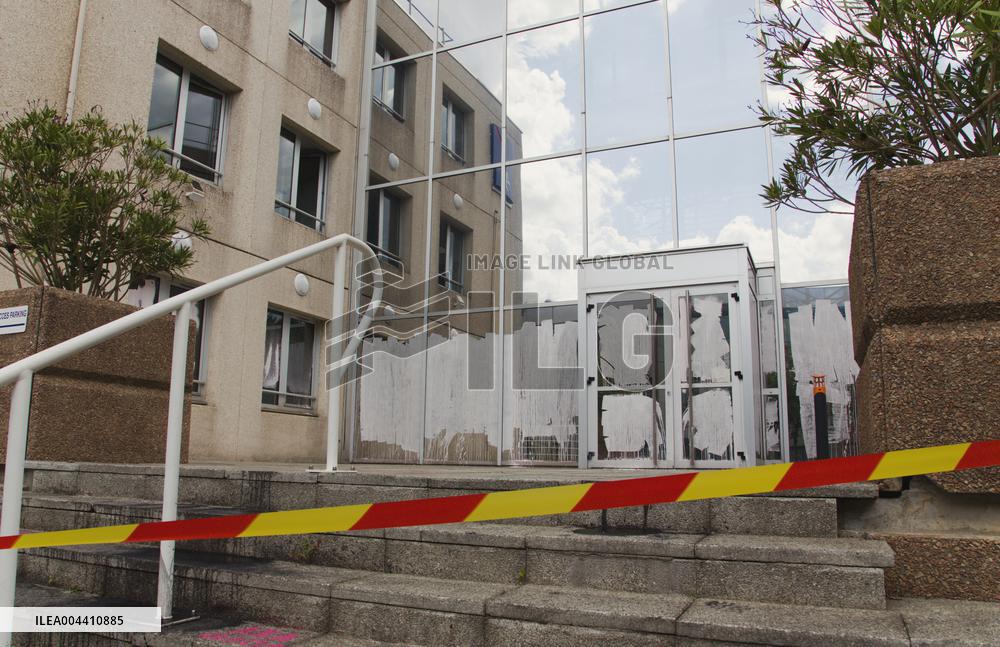 Axa Headquarters Targeted by Extinction Rebellion - Nantes