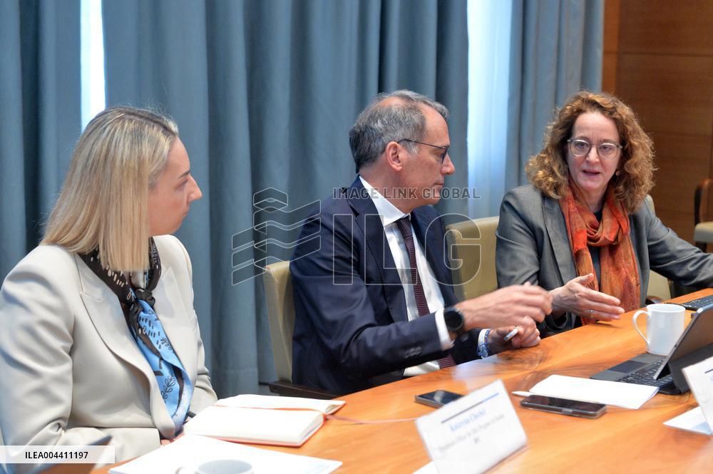 Press breakfast with IFCs Vice President Alfonso Garcia Mora in Kyiv