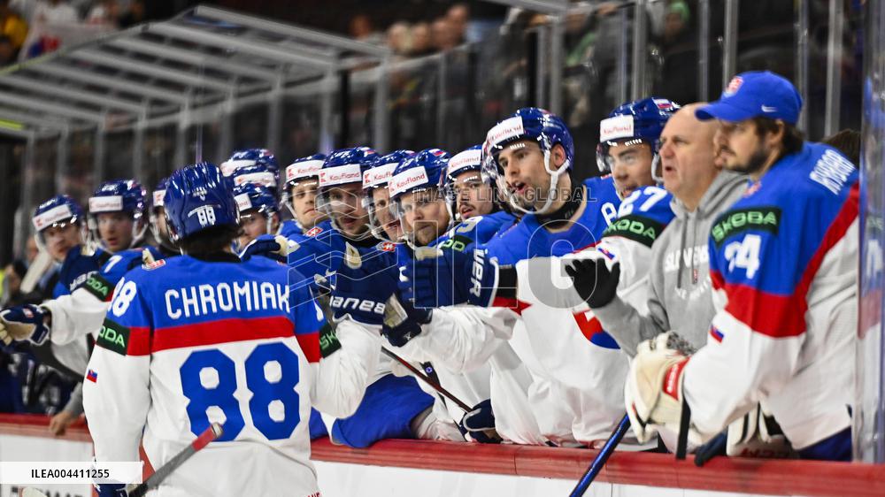 ICE HOCKEY WC SLOVAKIA-FRANCE