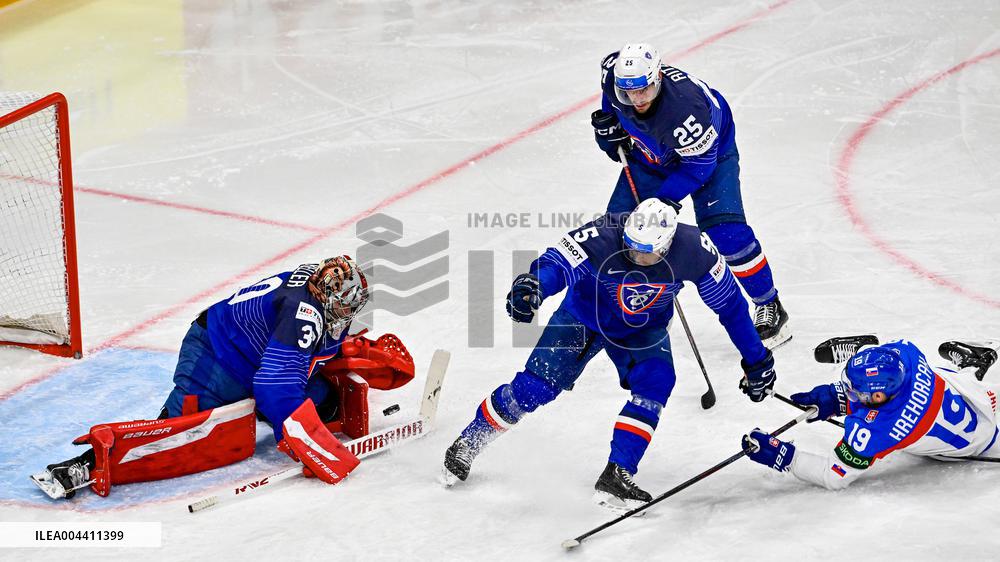 ICE HOCKEY WC SLOVAKIA-FRANCE