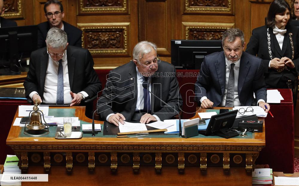 French Politics Address Questions At Senate - Paris