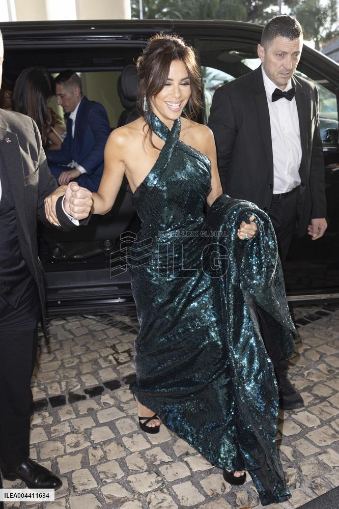 Cannes Eva Longoria is going out Hotel Martinez to attend a screening MP