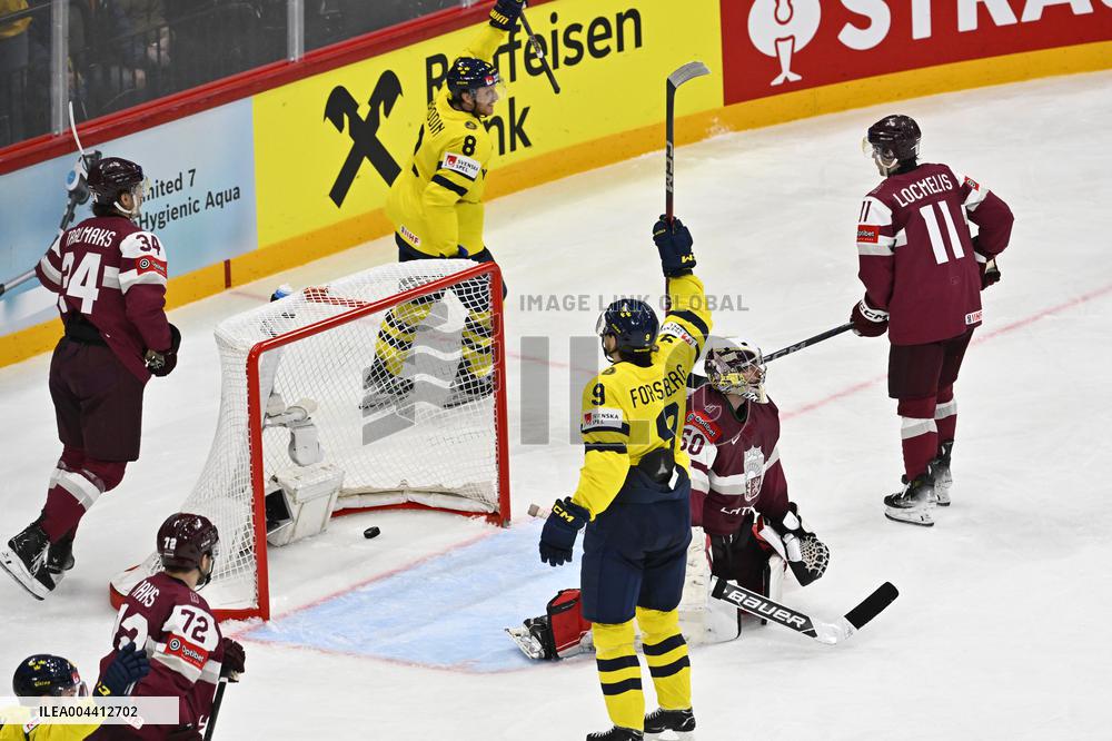ICE HOCKEY WC LATVIA-SWEDEN