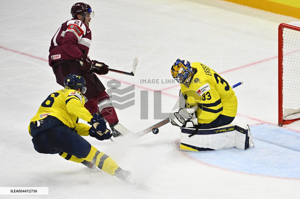 ICE HOCKEY WC LATVIA-SWEDEN
